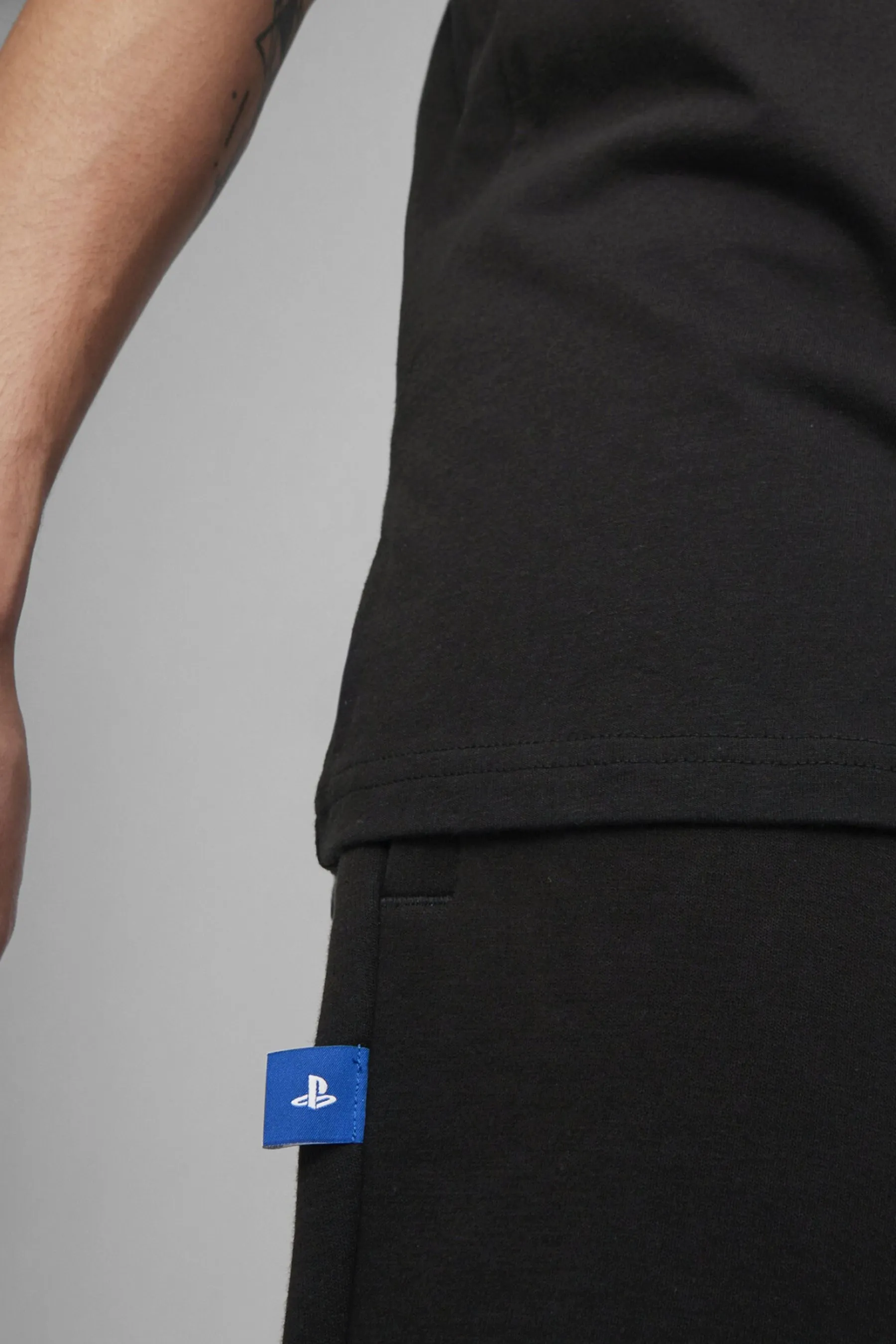 Puma Mens Playstation T-Shirt    