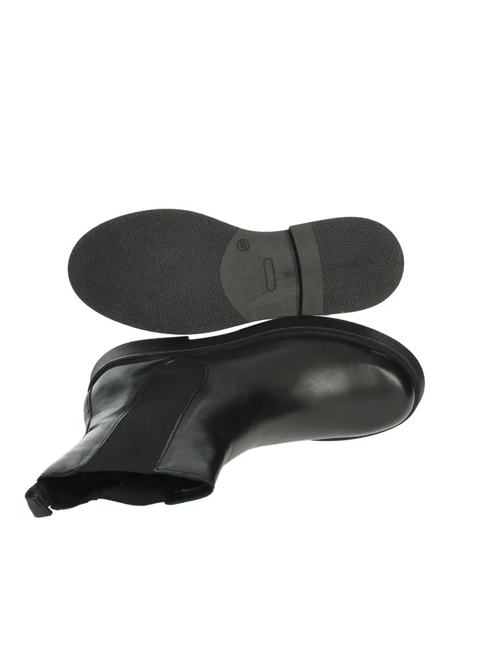 STIVALETTI BASSI in Nero - Modello 2320032G