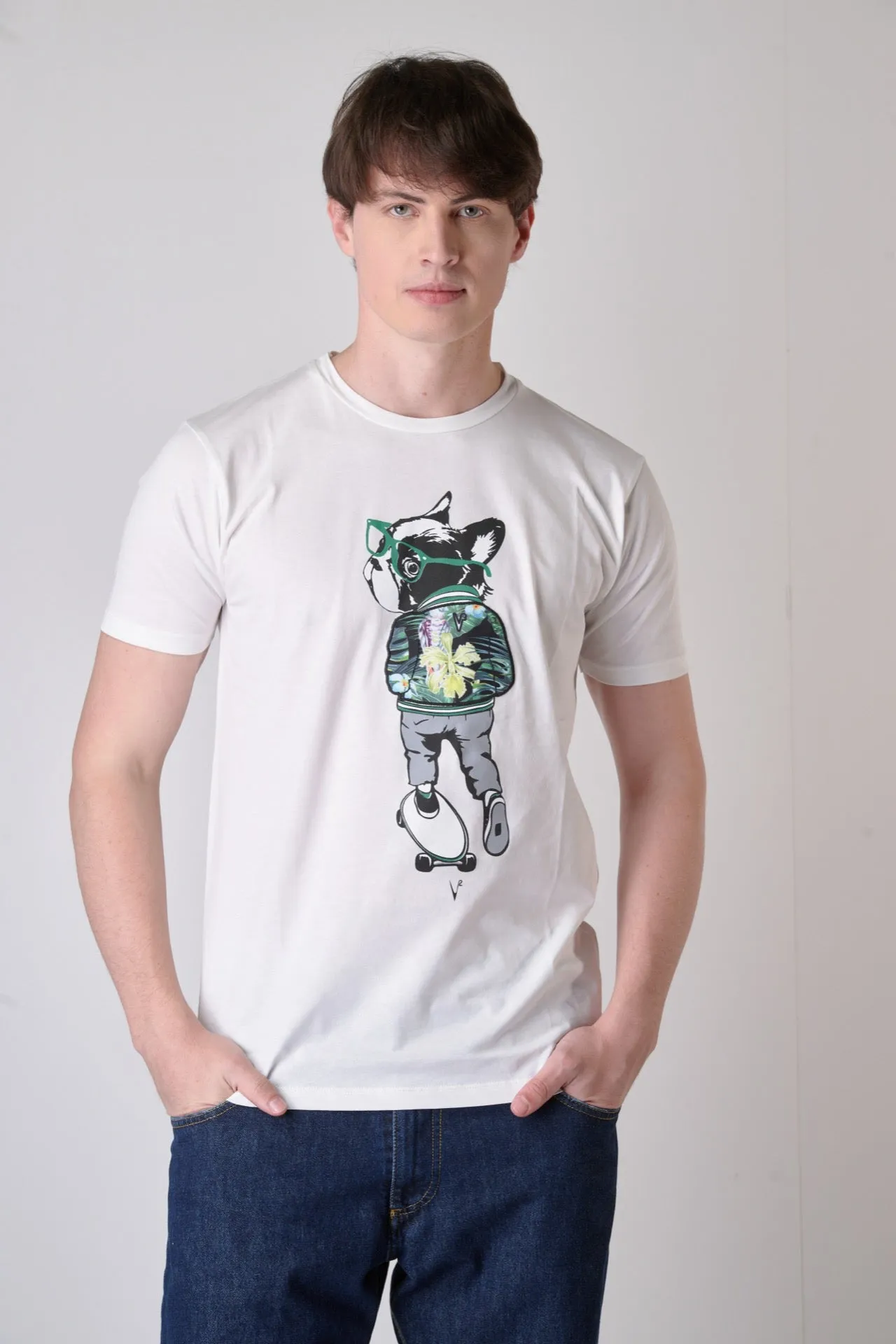 T-Shirt Bianca con stampa Bulldog e inserto in tessuto V2 ricamato