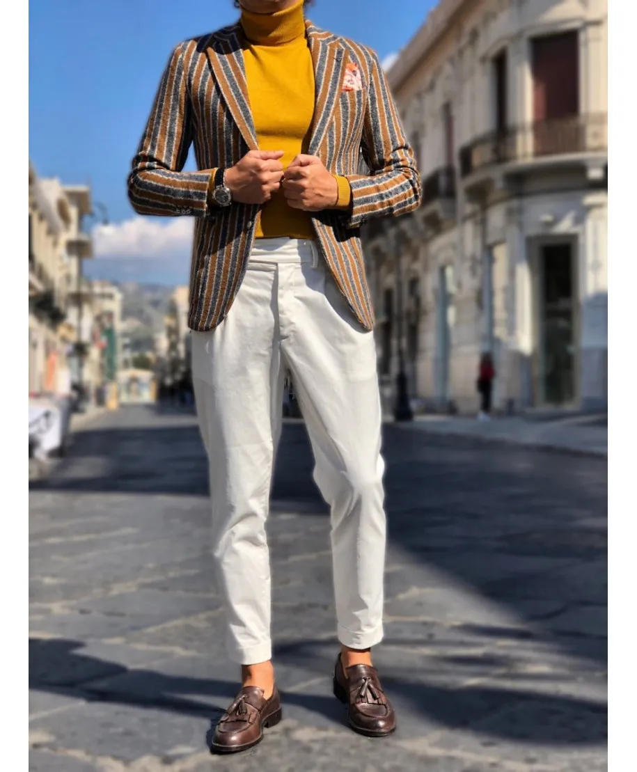 White trousers, chinos - Paul Miranda